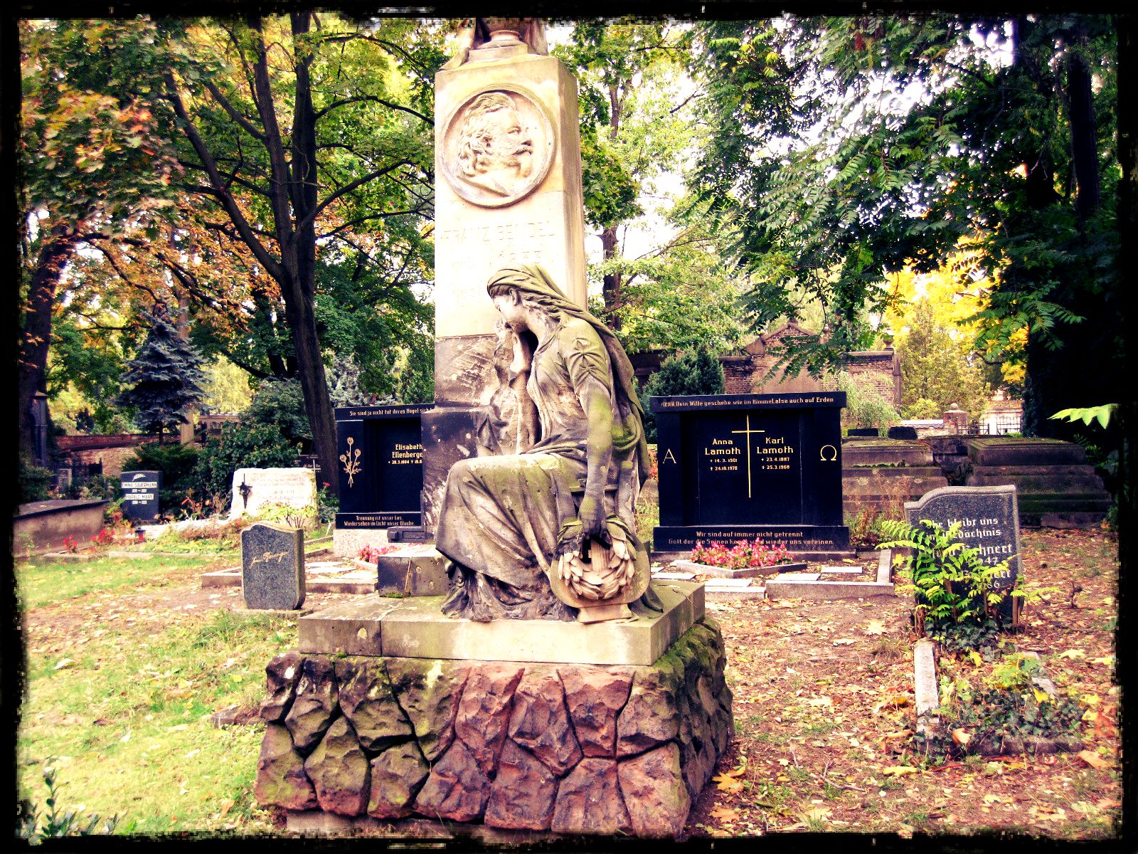 tombe nel Dorotheenstädtischer Friedhof 