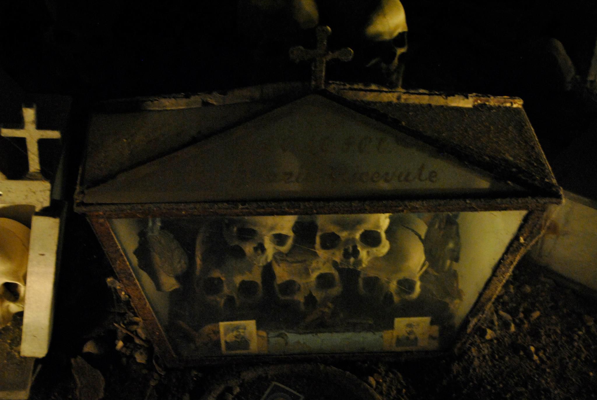 Cimitero delle Fontanelle -Napoli